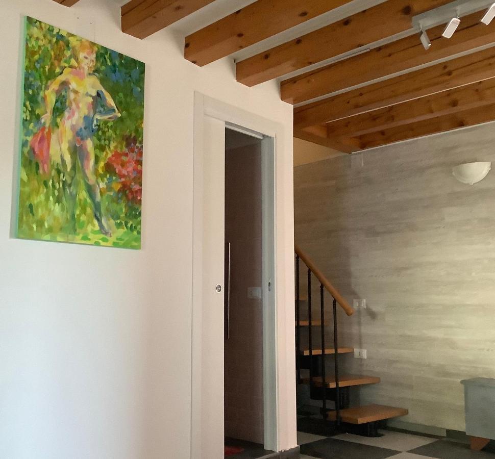 Night Galleria Holiday Home - Bed & Art In Burano - The Pink House Ngoại thất bức ảnh