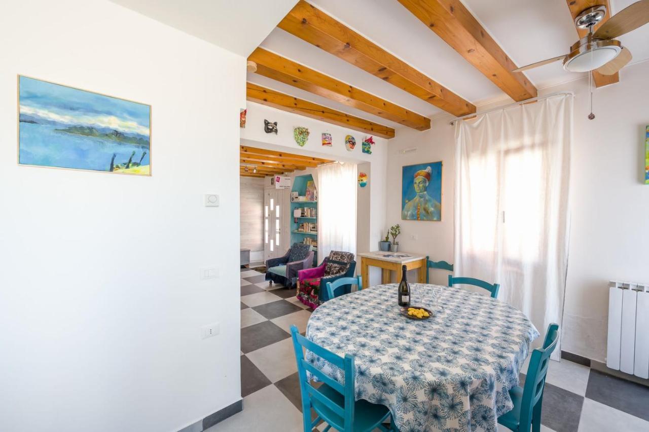 Night Galleria Holiday Home - Bed & Art In Burano - The Pink House Ngoại thất bức ảnh